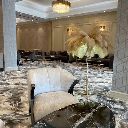 Astoria Grand 4*
