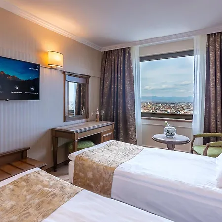 Astoria Grand Hotel