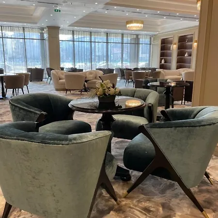 Astoria Grand Hotel