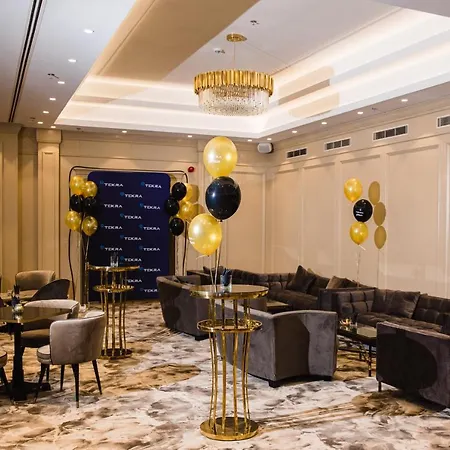 Hotel Astoria Grand