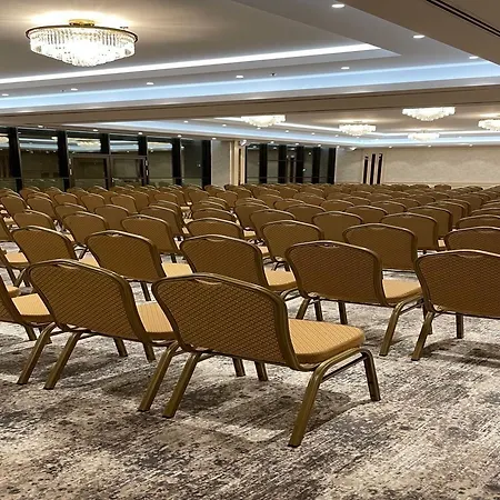 Astoria Grand Szálloda 4*