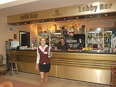 Astoria Grand