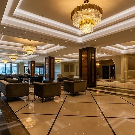 酒店 Astoria Grand 4*