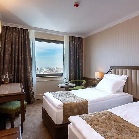 Astoria Grand Sofya