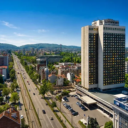 Astoria Grand Otel