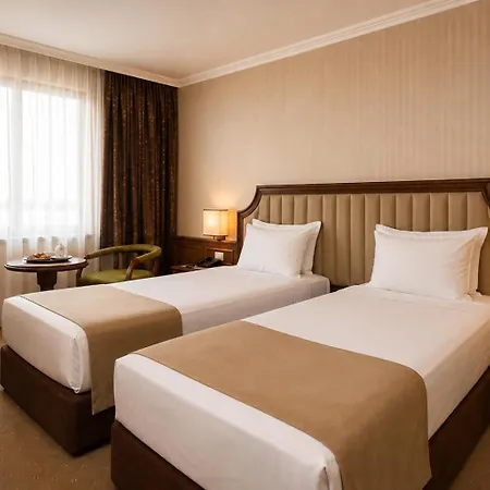 Ξενοδοχείο Astoria Grand 4*