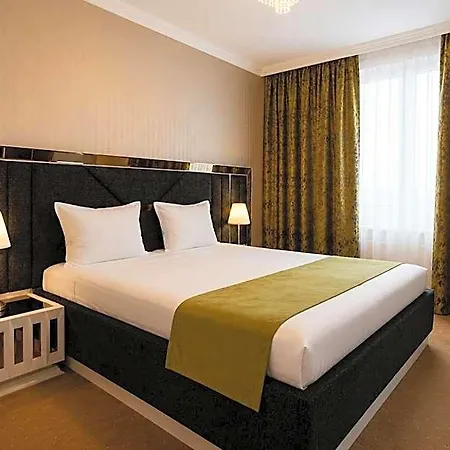 Astoria Grand 4* Sofia