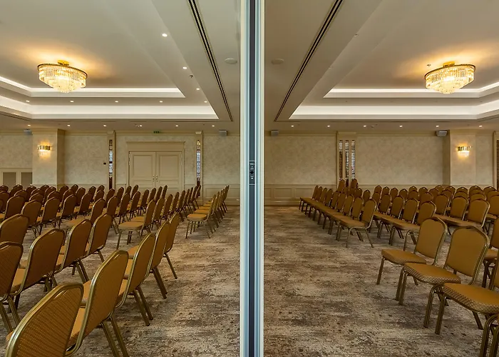 астория гранд Хотел