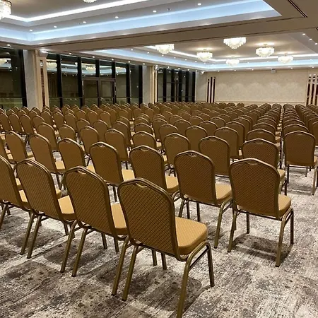 Ξενοδοχείο Astoria Grand 4*